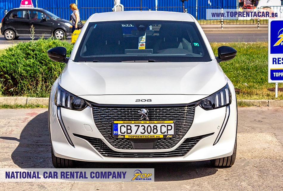 Peugeot 208 передний план Peugeot 208 передний план