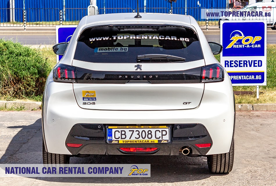 Peugeot 208 вид сзади Peugeot 208 вид сзади
