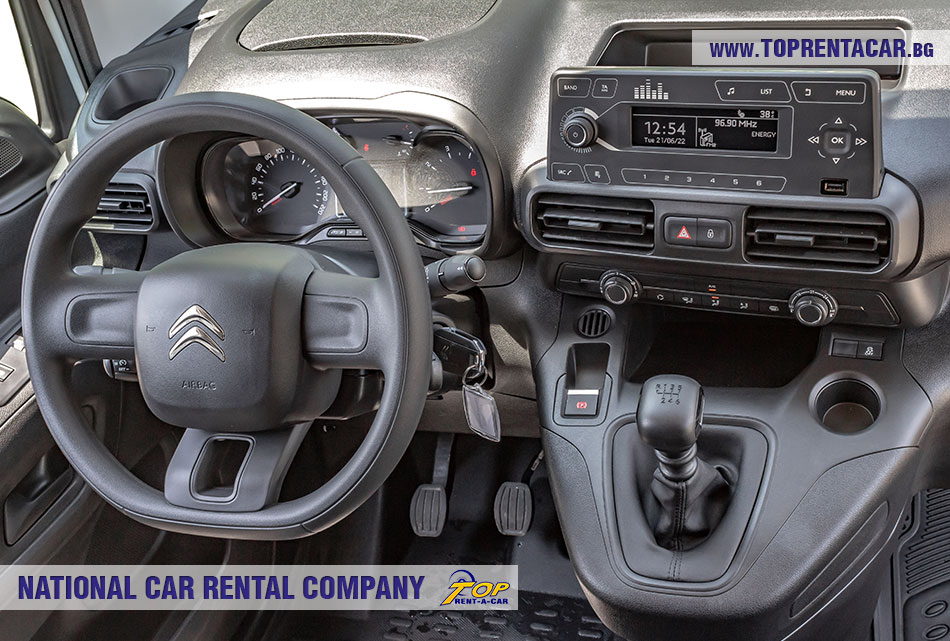 Citroen Berlingo – приборная панель Citroen Berlingo – приборная панель